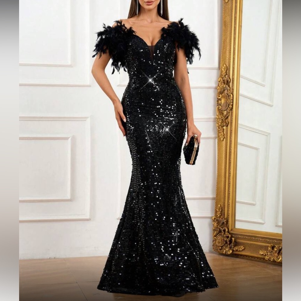 Elegant Black Sequin Evening Dress